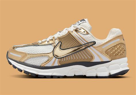 nike zoom vomero 5 sneakers|nike vomero 5 release date.